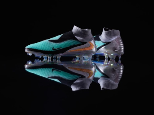 Nike Phantom 6 chính thức trình làng: Cú tái sinh mạnh mẽ từ di sản Hypervenom