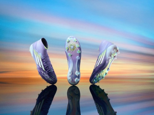 Adidas ra mắt giày đá bóng nữ F50 Sparkfusion trước thềm Euro 2025