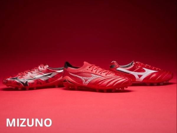 Giày đá bóng mizuno