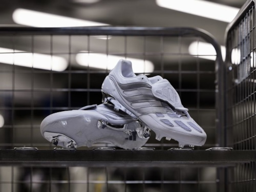 Adidas ra mắt giày đá bóng Predator Precision "Silver Strike" – Biểu tượng sống dậy trong diện mạo mới