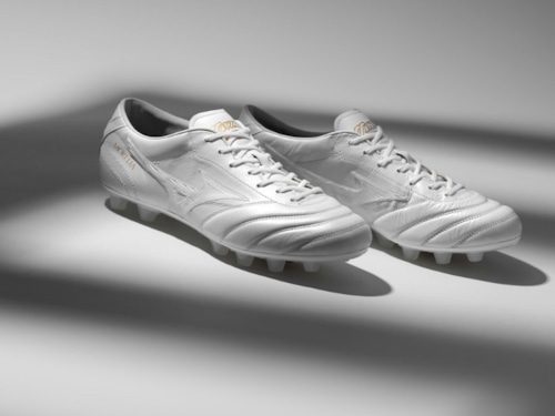 Mizuno Ra Mắt Giày Đá Bóng Morelia II Proto Ultra Light Japan 2025 – Tinh Tế Và Đỉnh Cao Công Nghệ