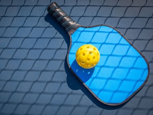 Cách chọn vợt pickleball theo lối chơi: Kiểm soát hay tấn công
