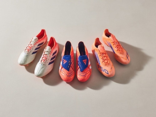 Adidas ra mắt bộ sưu tập "Coral Blaze" – Bản hòa sắc san hô bùng nổ 2025
