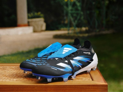 Adidas ra mắt giày bóng đá Predator Signature thứ 3 dành cho Jude Bellingham