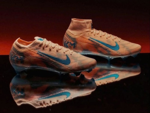 Nike ra mắt giày Nike Mercurial Signature mới của Kylian Mbappé – “Scary Good”