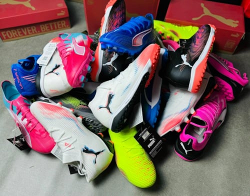 Giày đá bóng Puma