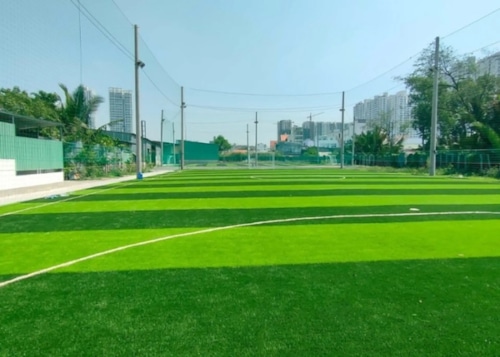 Bảng xếp hạng 20 sân bóng đá tại Hà Nội có lượt đánh giá cao nhất 2026.