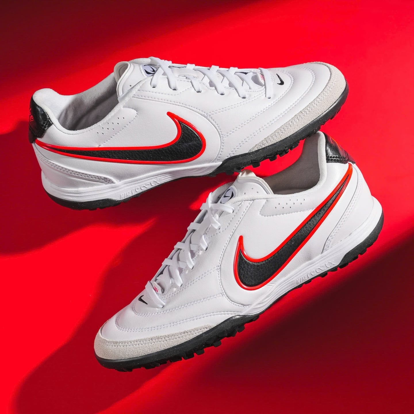 Nike Tiempo Ligera