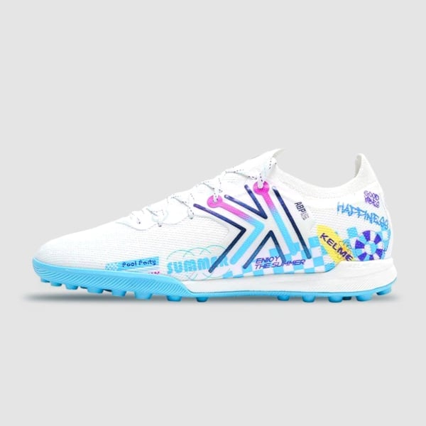 Hiện chi thiết của Giày Đá Bóng Kelme 5.0 TF Trắng Xanh