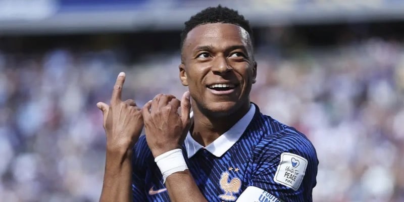 12 Phiên Bản Nike Mercurial Superfly Signature Của Kylian Mbappé - Hành Trình 7 Năm Đầy Cảm Xúc