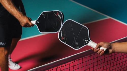 Pickleball RPM Friction Pro: Vợt Thế Hệ Mới Khiến Các Tay Vợt Phải "Dè Chừng"