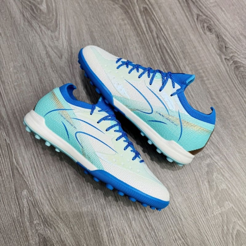 Hình ảnh nhóm sản phẩm Giày đá bóng Kelme