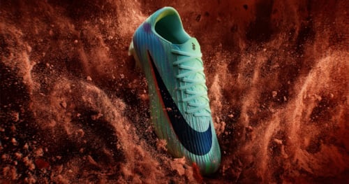 Sam Kerr ra mắt đôi giày signature thứ hai: Nike Mercurial Superfly 11 Green Glow