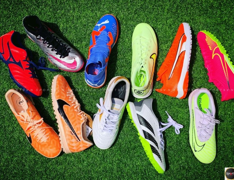 Đế giày đá bóng chính hãng