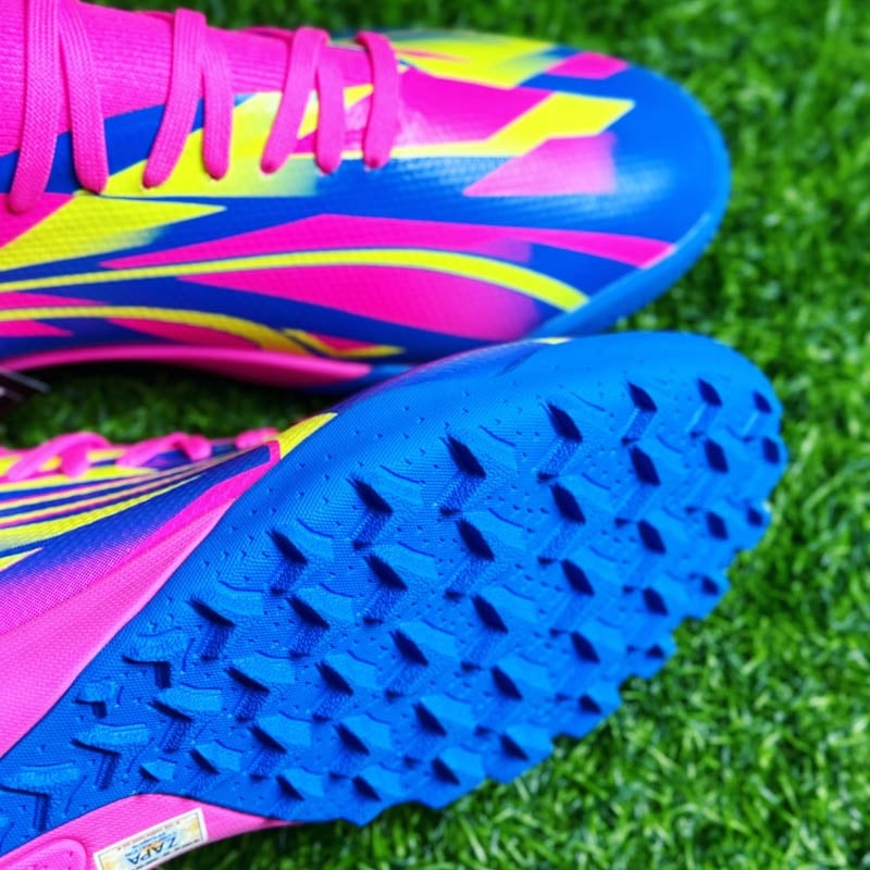 Giày đá bóng Puma Ultra Match cỏ nhân tạo