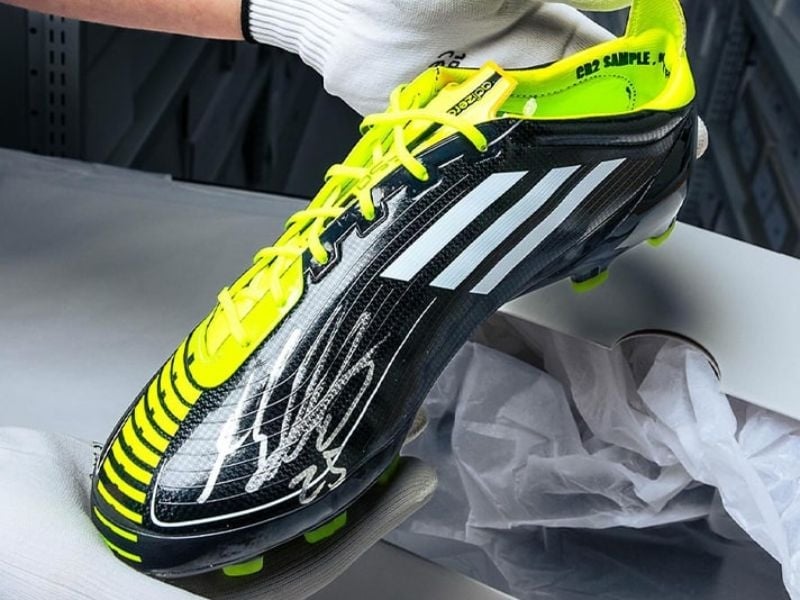 Müller 2011- F50 adiZero TRX FG