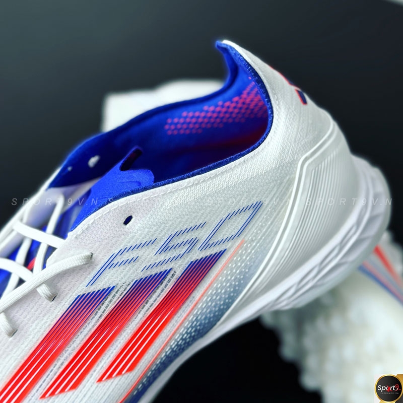 Giày bóng đá adidas F50 Pro TF