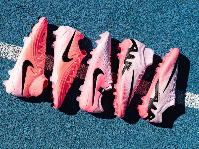 Nike “ Mad Brilliance Pack ”