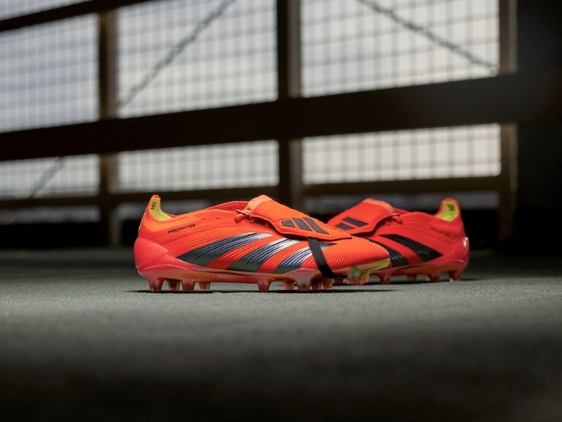 adidas Predator "Predstrike"