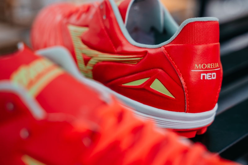 Mizuno Morelia Neo 4 Pro