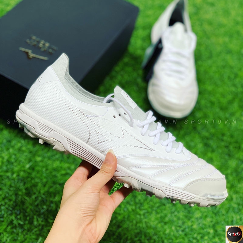 Mizuno Morelia Neo Sala Beta Japan TF - Trắng Bạc - Q1GB229003