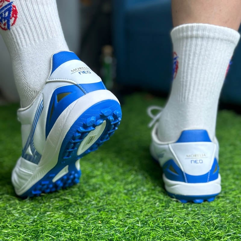 Thiết kế bộ đế mới trên giày đá bóng Mizuno