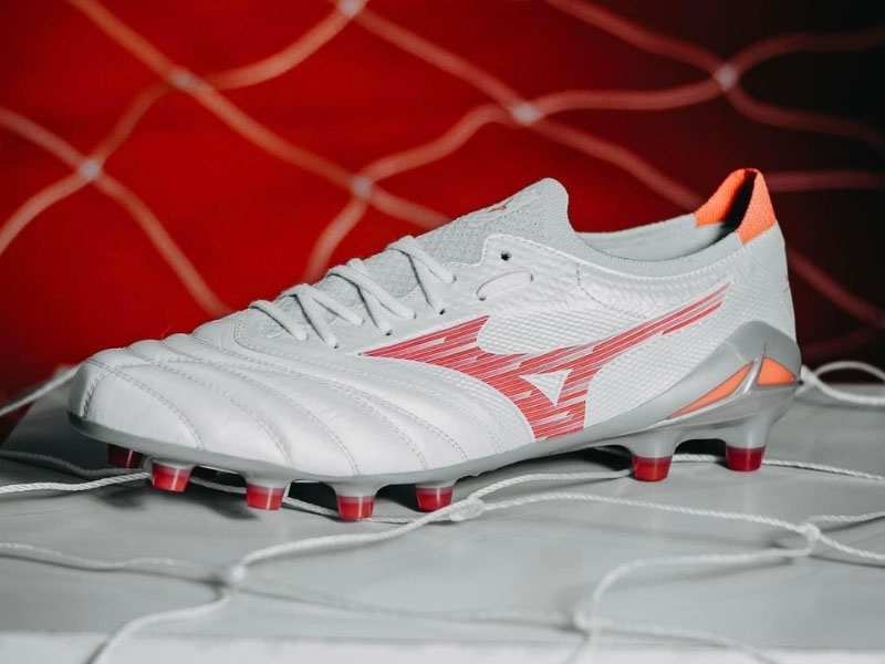 Mizuno Morelia Neo 4 Beta Japan
