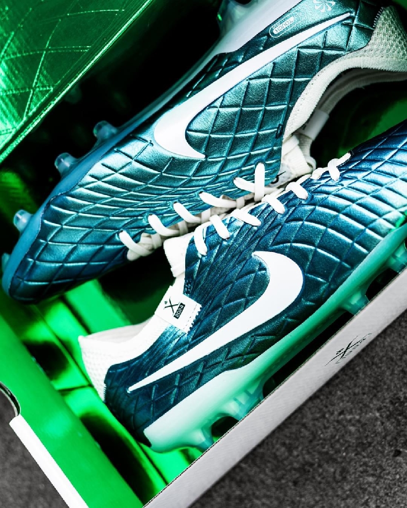 Nike Tiempo 10 "Emerald" 