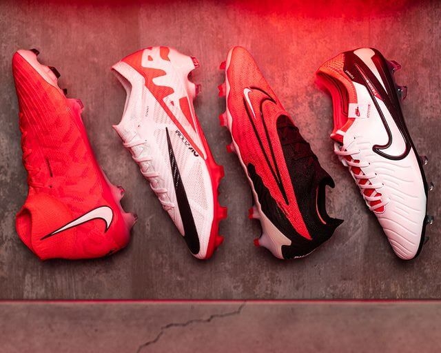 Bộ sưu tập giày bóng đá Nike Ready