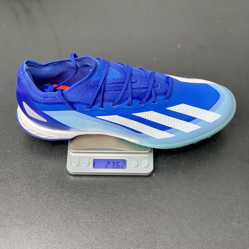 Soi trọng lượng giày đá bóng adidas x