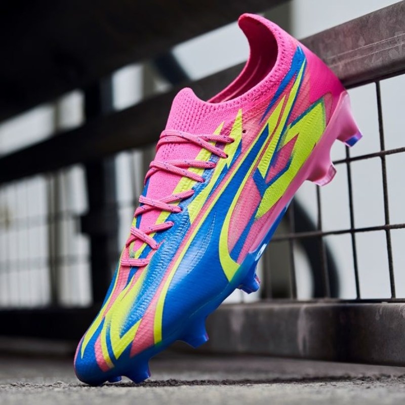 Puma Ultra Ultimate 'Energy' Pack