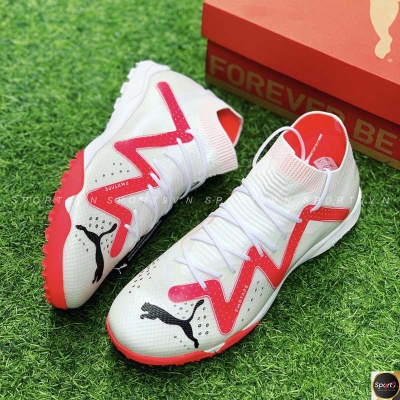 PUMA Future Ultimate Cage TT Breakthrough - Trắng/Hồng - 107364-01