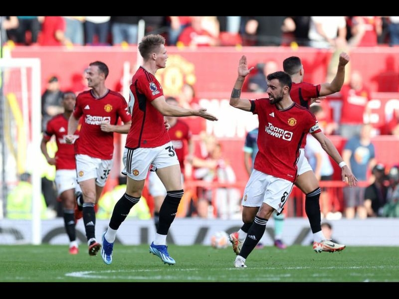 Amad Diallo tỏa sáng giúp MU lội ngược dòng ngoạn mục trước Man City