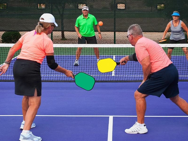 Pickleball đang là môn thể thao gây sốt 2025