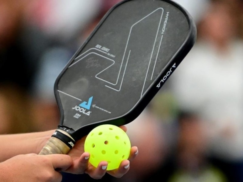 Cách cầm vợt pickleball đúng cách