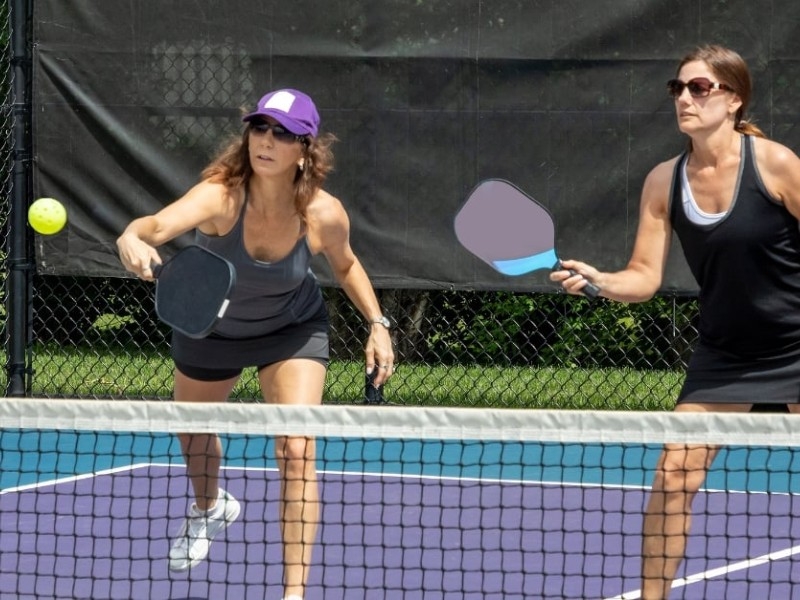 Cách cầm vợt pickleball đúng cách