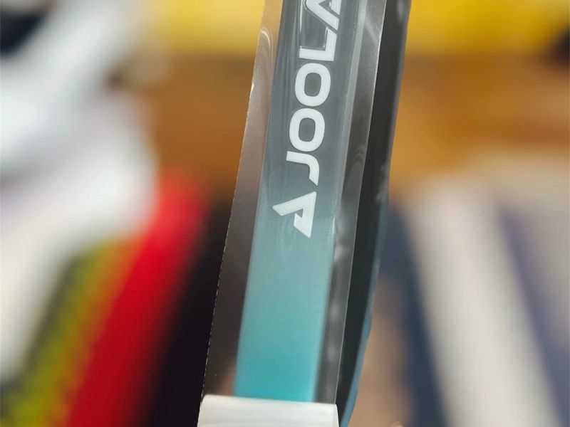 Dán viền vợt pickeball giúp tăng tuổi thọ cho vợt