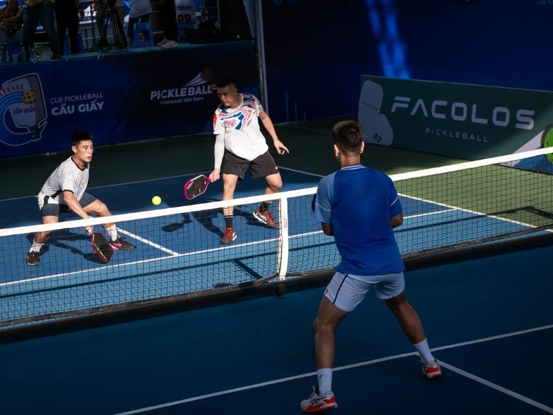 Luật chơi pickleball người mới cần biết trước khi ra sân