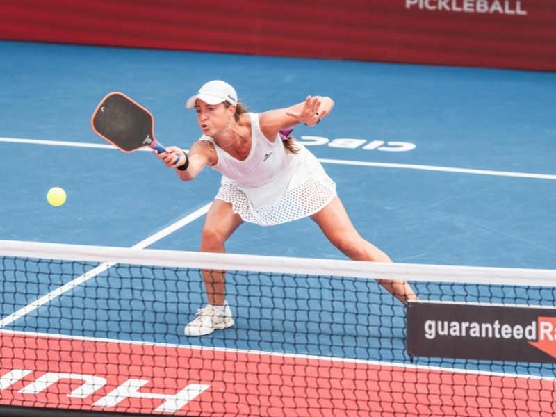 Callie Smith – Năng Lượng Bùng Nổ Trên Sân