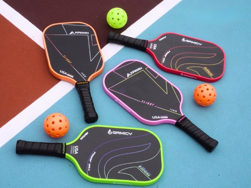Kiểm tra tình trạng cẩn thận khi mua vợt pickleball cũ