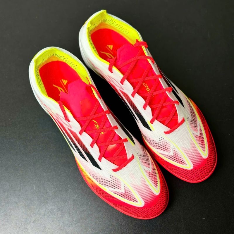 Giày đá bóng adidas F50 Pro TF