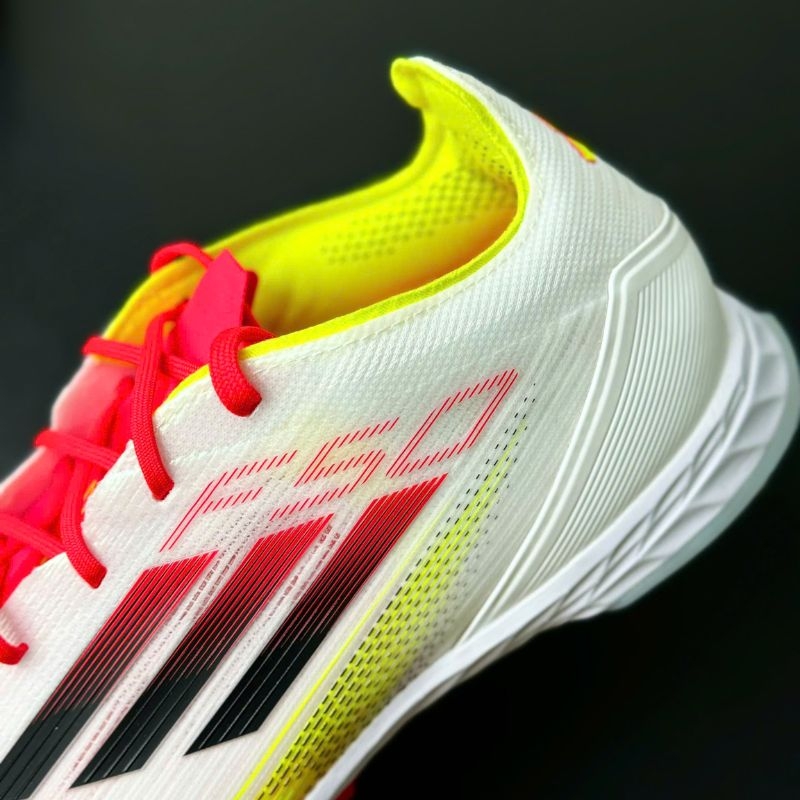 adidas F50 Pro TF - Trắng/Đỏ/Xanh - IE1220