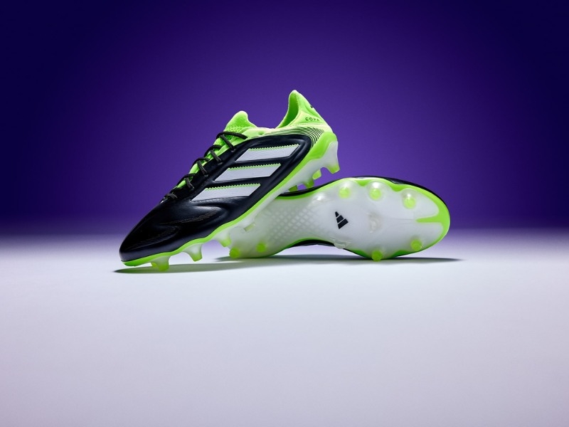 adidas Predator Radiant Blaze