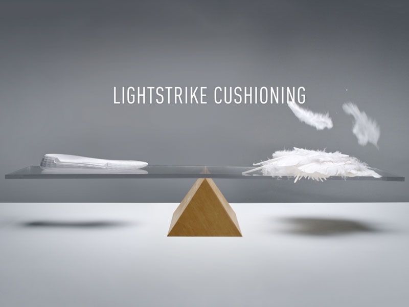 Công nghệ đệm lightstrike trên giày adidas