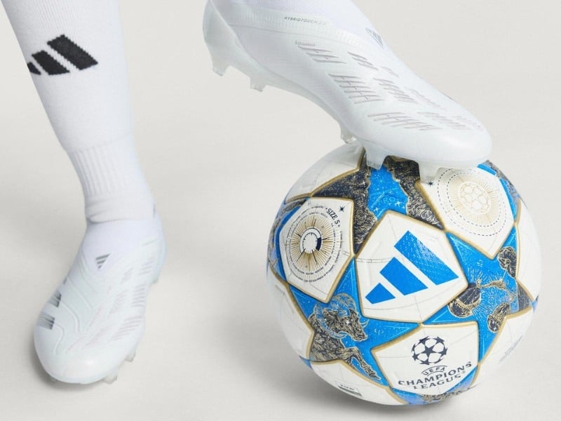 Quả bóng đá champions league 25/26