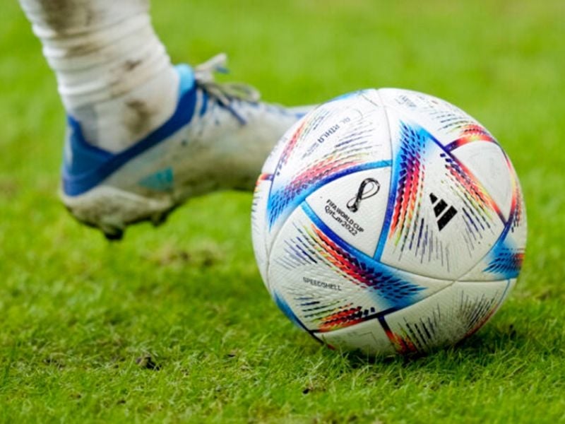 Quả bóng đá đạt chuẩn FIFA cần phải trải qua nhiều bước kiểm tra