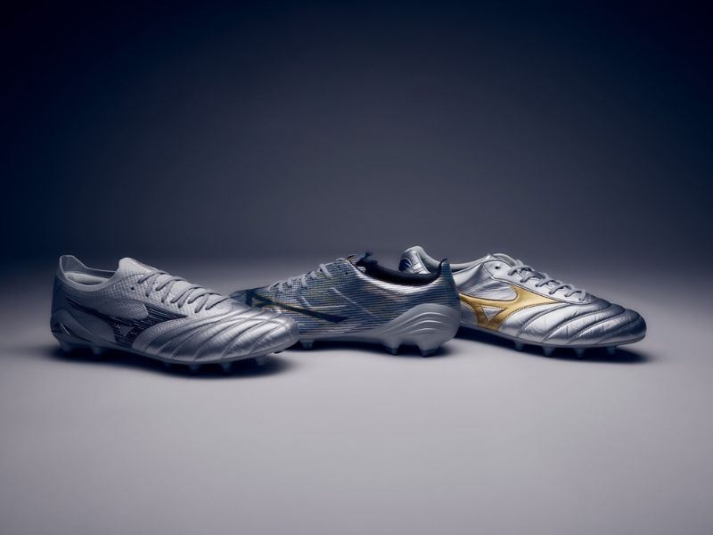 Bộ sưu tập giày đá bóng Mizuno Platinum