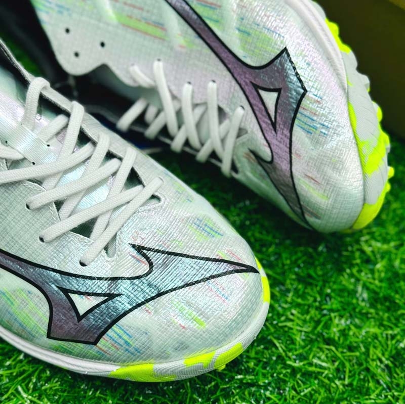 Mizuno Alpha 2 Elite AS - Trắng/Bạc/Xanh - P1GD256209 