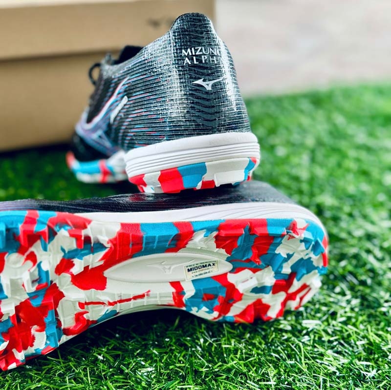 Mizuno Alpha Pro AS - P1GD236401 - Đen/Trắng/Xanh