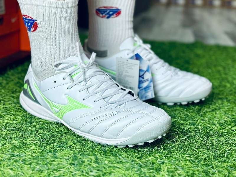 Giày đá bóng Mizuno Neo 4 Pro đế mới